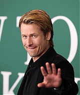 381.jpg