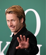 382.jpg