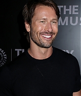 011.jpg